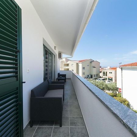 Apartments Sanja Baška Voda Exterior foto