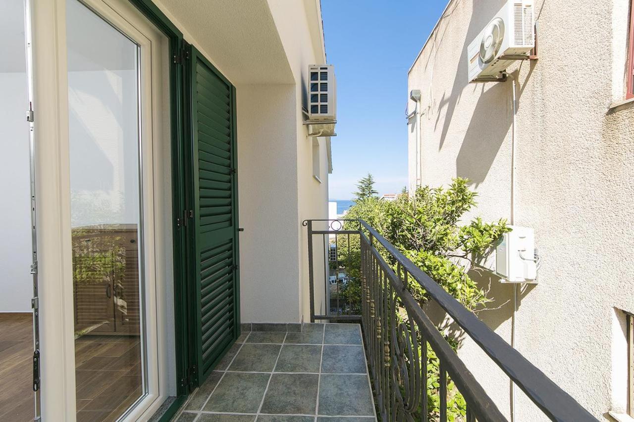 Apartments Sanja Baška Voda Exterior foto